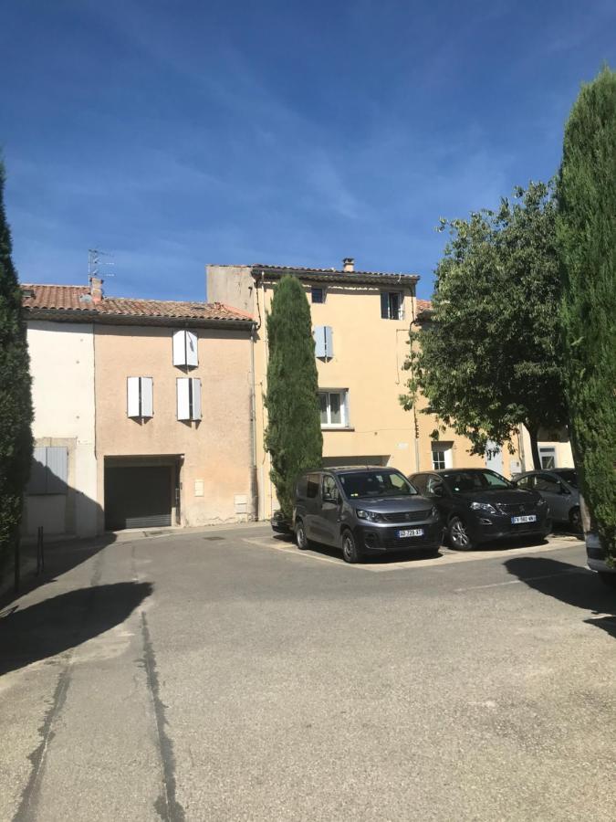 Appartement Climatise Au Pied Du Mont Ventoux Malemort-du-Comtat Exterior foto